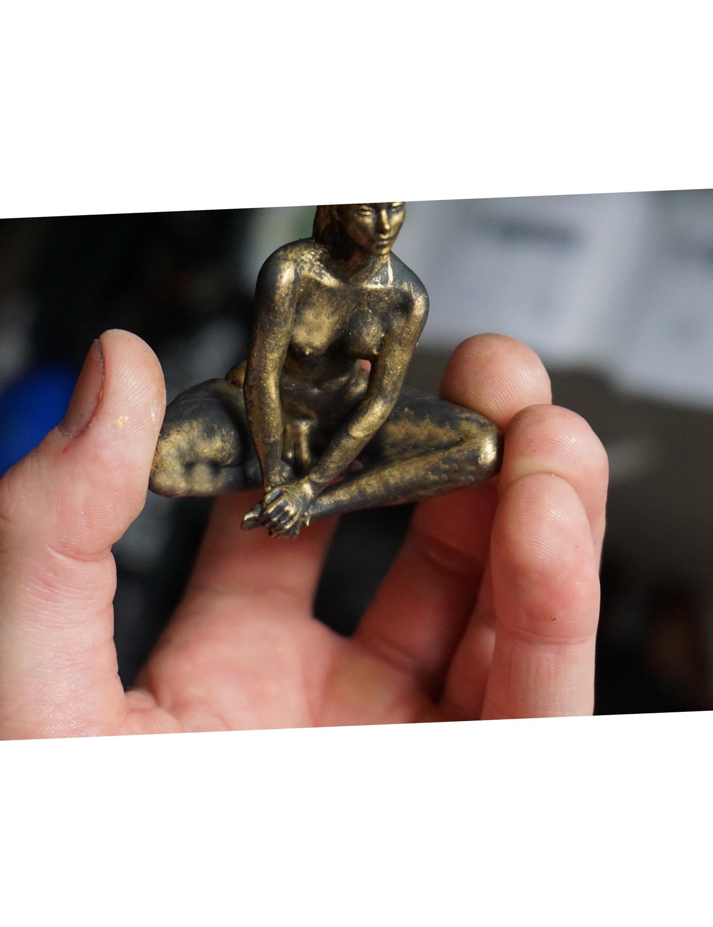 Transgender daydreaming - Statue