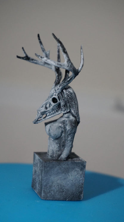 Wilderness Within – Deer Skull Muse | Sculpture
