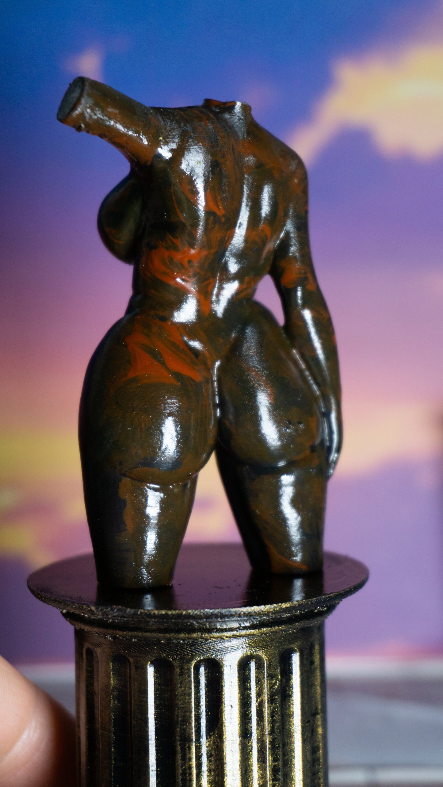 Female, The stretch - Sculpture, Statue, and Tabletop Decoration