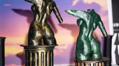 Female, bravery - Sculpture