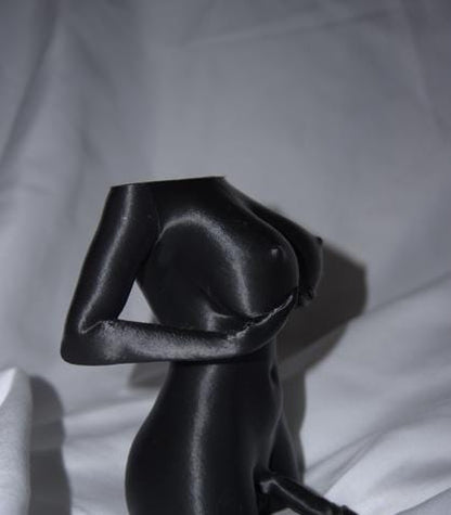 Androgynous, Presentation - Sculpture and Tabletop Decoration Statue transgender