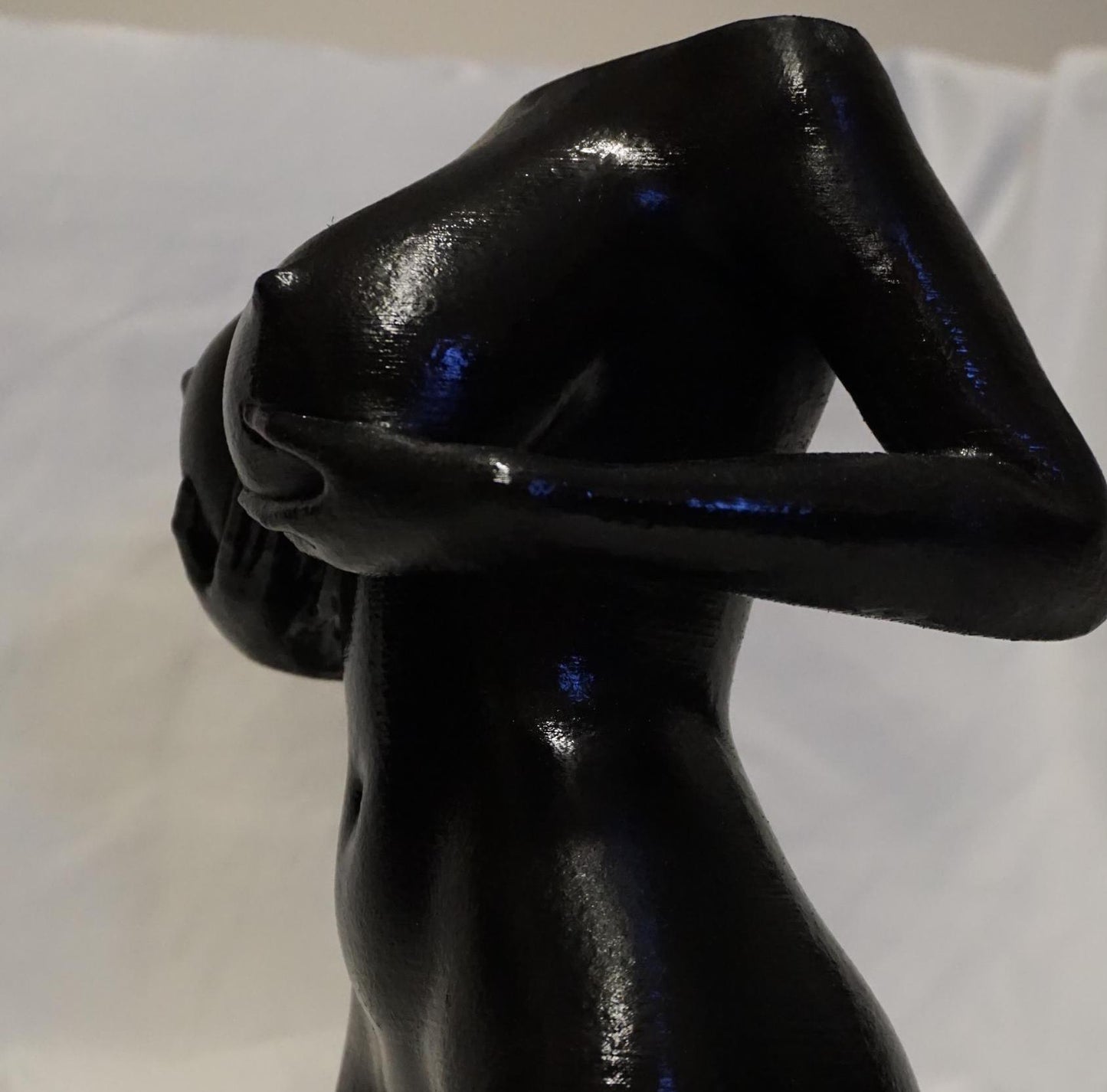 Female, Presentation - Sculpture and Tabletop Decoration Statue