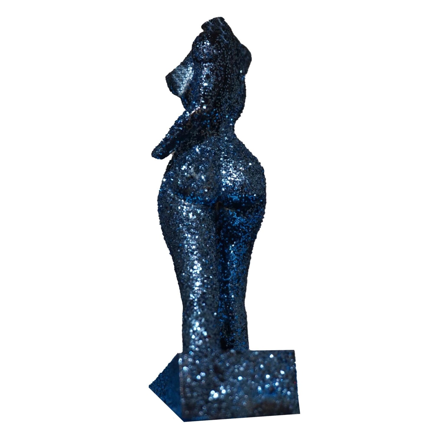 Glimmer – Glitter-Covered Woman Statue