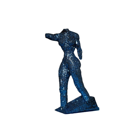 Glimmer – Glitter-Covered Woman Statue