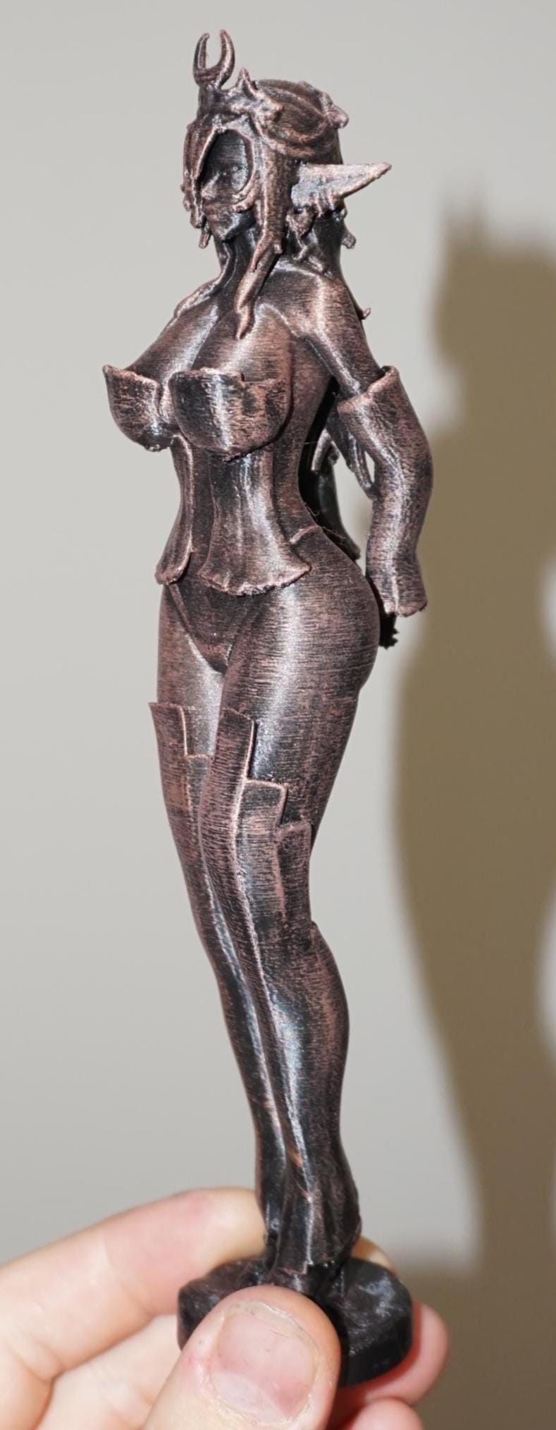 Olga Discordia –  Minimalist Figurine